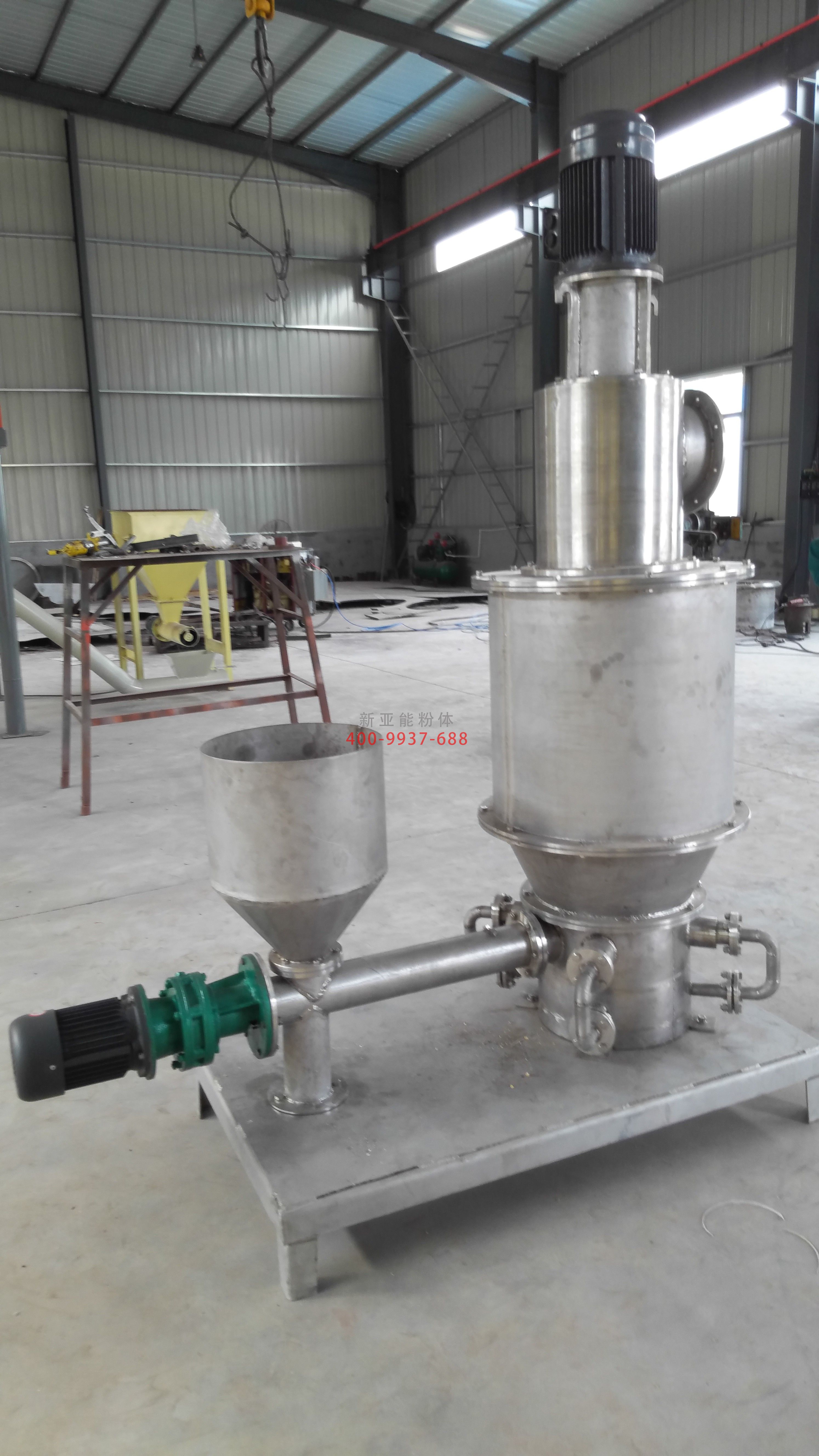 XYN_10型氣流粉碎機(jī)主機(jī)